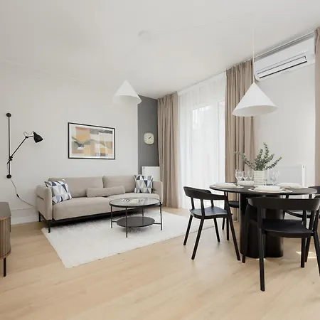 Luxurious In With Sauna And Gym By Renters Prestige Appartamento Varsavia