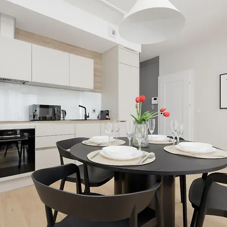 Luxurious In With Sauna And Gym By Renters Prestige Appartamento Varsavia