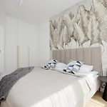 Luxurious In With Sauna And Gym By Renters Prestige Apartman Varsó