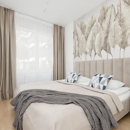 Luxurious In With Sauna And Gym By Renters Prestige * Warschau