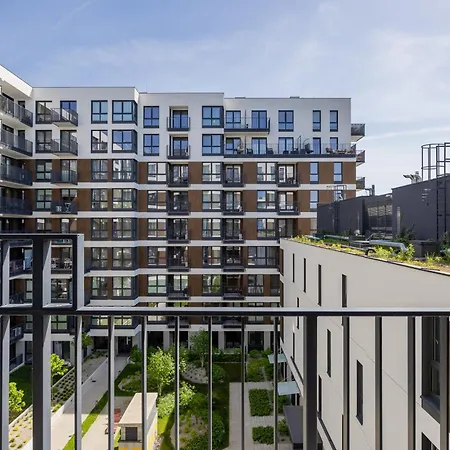 Luxurious In With Sauna And Gym By Renters Prestige * Warschau