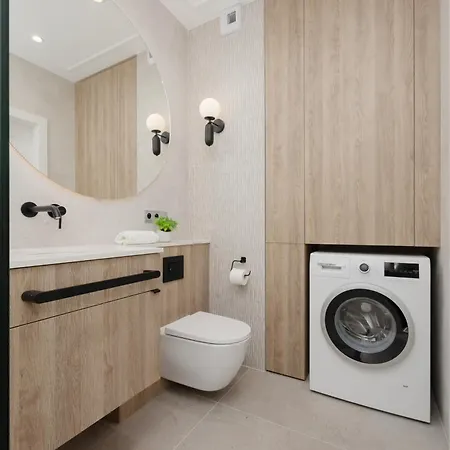 Luxurious In With Sauna And Gym By Renters Prestige Appartement