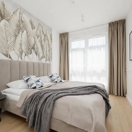 Luxurious In With Sauna And Gym By Renters Prestige * Warschau