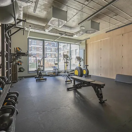 Luxurious In With Sauna And Gym By Renters Prestige * Warschau