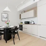 Luxurious In With Sauna And Gym By Renters Prestige Lejlighed *